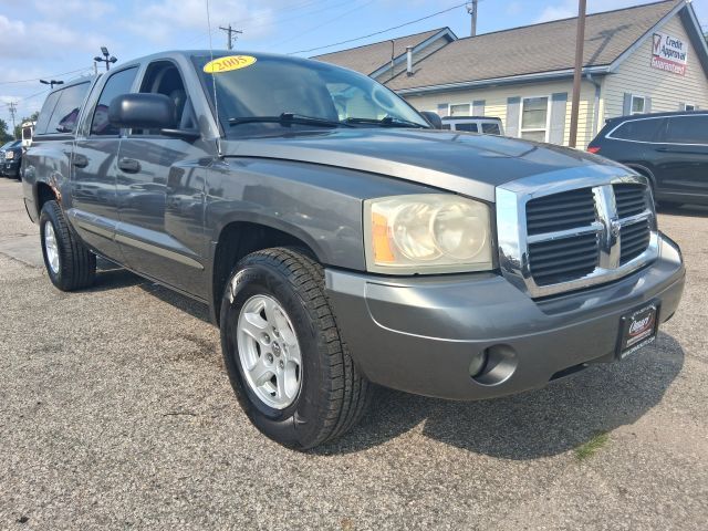 2005 DODGE Dakota