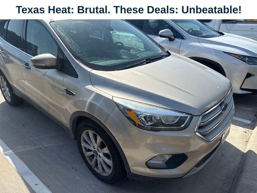 2017 FORD Escape