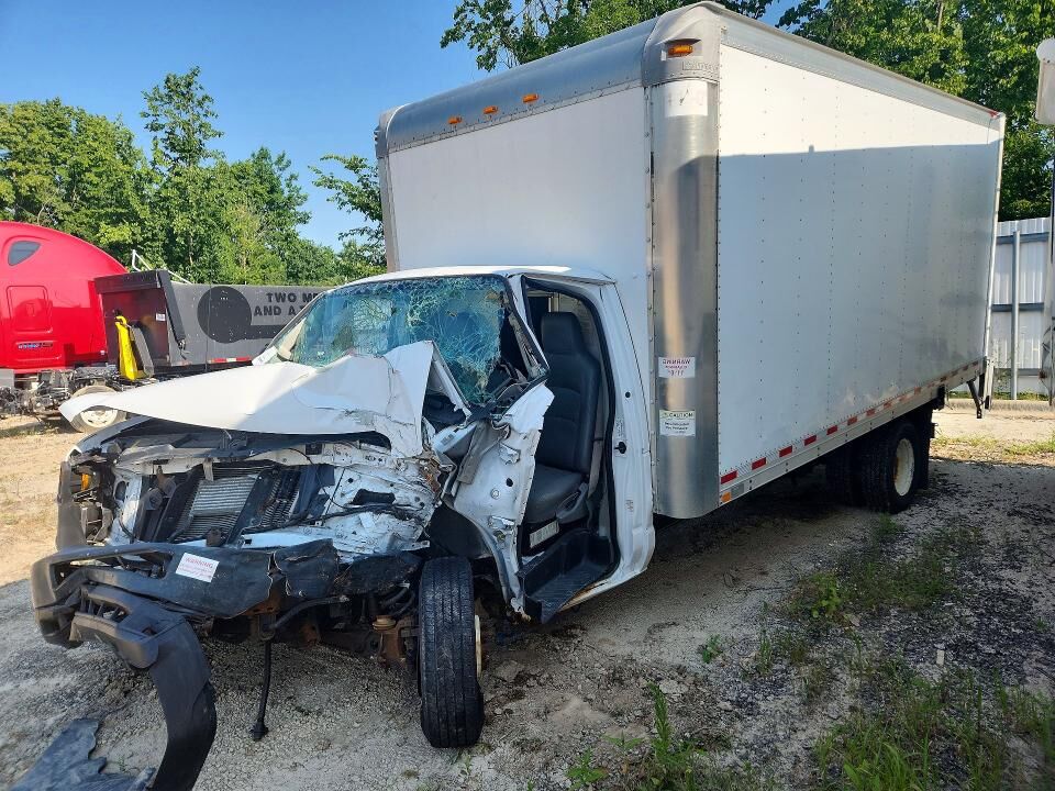2017 FORD E-350