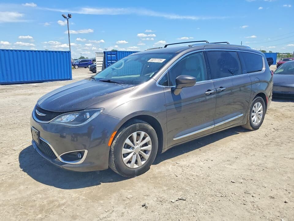 2018 CHRYSLER Pacifica
