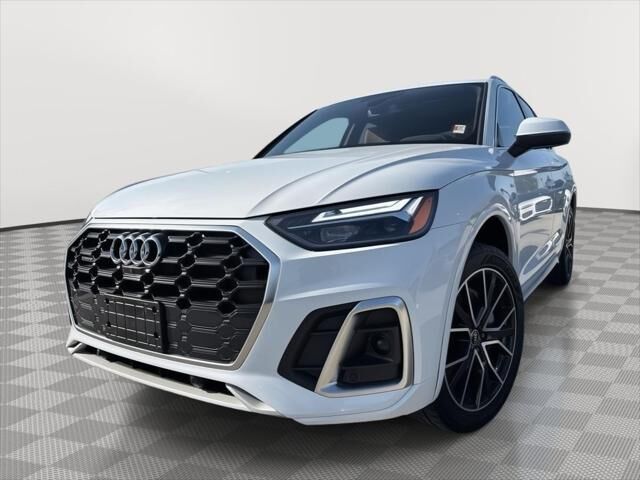 2021 AUDI Q5 e
