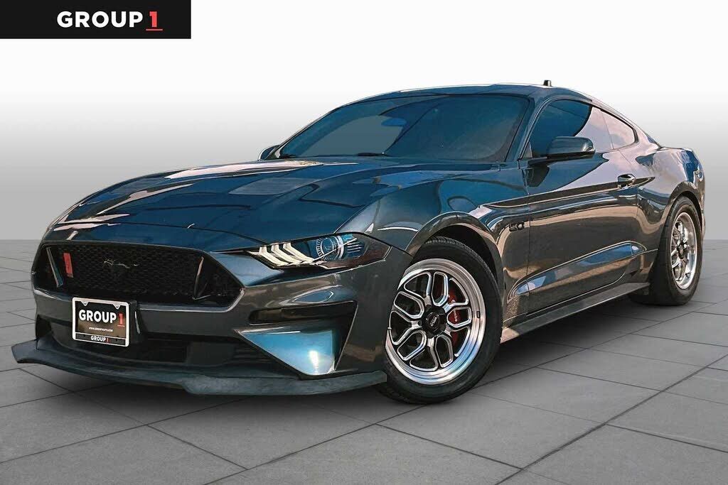 2019 FORD Mustang