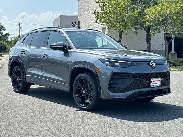 2026 VOLKSWAGEN Tiguan