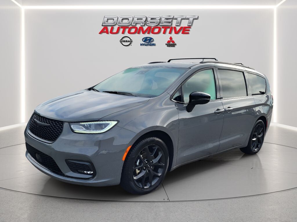 2025 CHRYSLER Pacifica