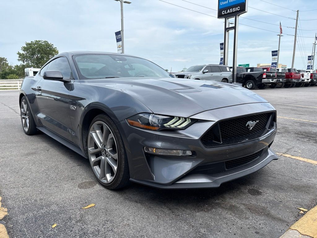 2021 FORD Mustang