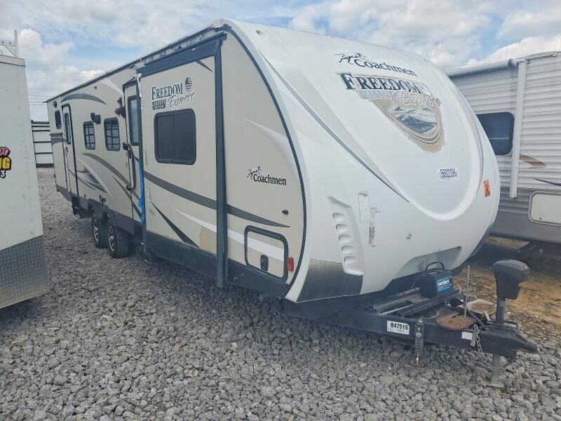 2016 FOREST RIVER Freedom Express