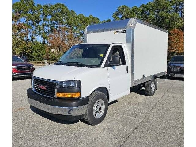 2025 GMC Savana