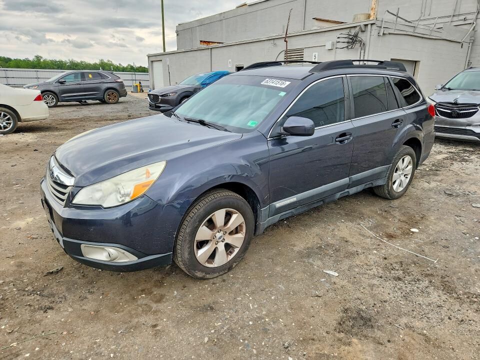 2011 SUBARU Outback