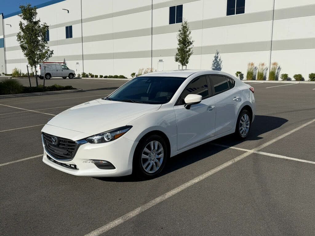2018 MAZDA Mazda3