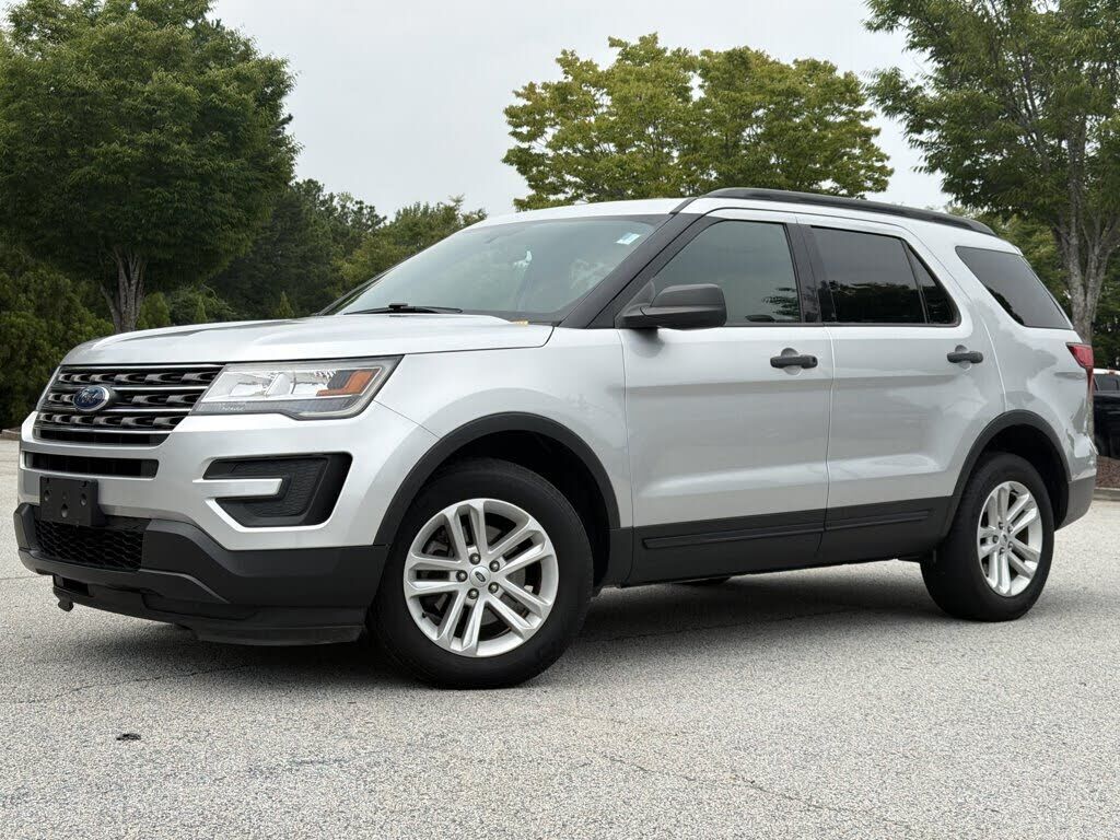 2017 FORD Explorer