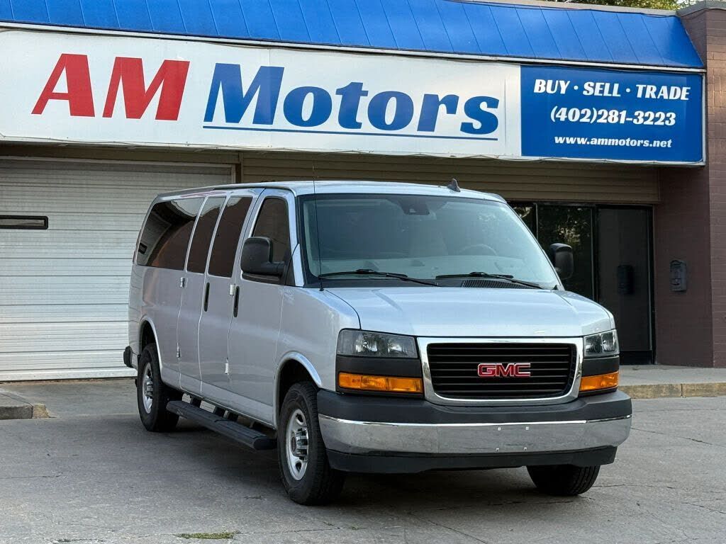 2022 GMC Savana