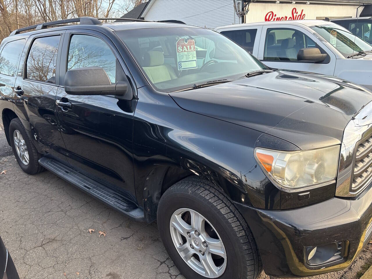 2011 TOYOTA Sequoia