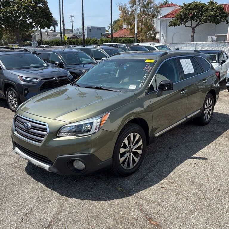 2017 SUBARU Outback