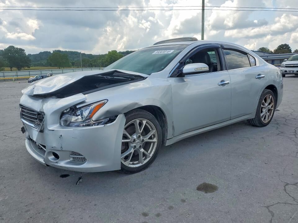 2013 NISSAN Maxima
