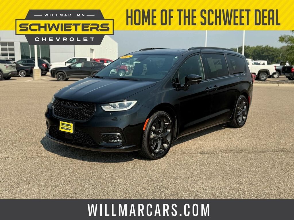 2025 CHRYSLER Pacifica
