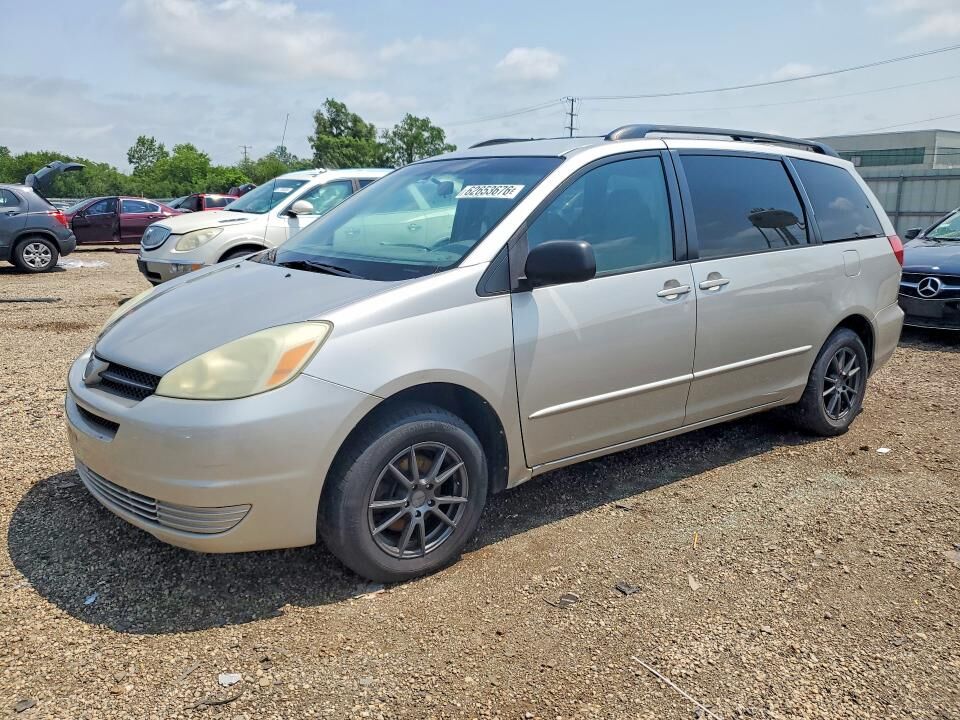 2004 TOYOTA Sienna
