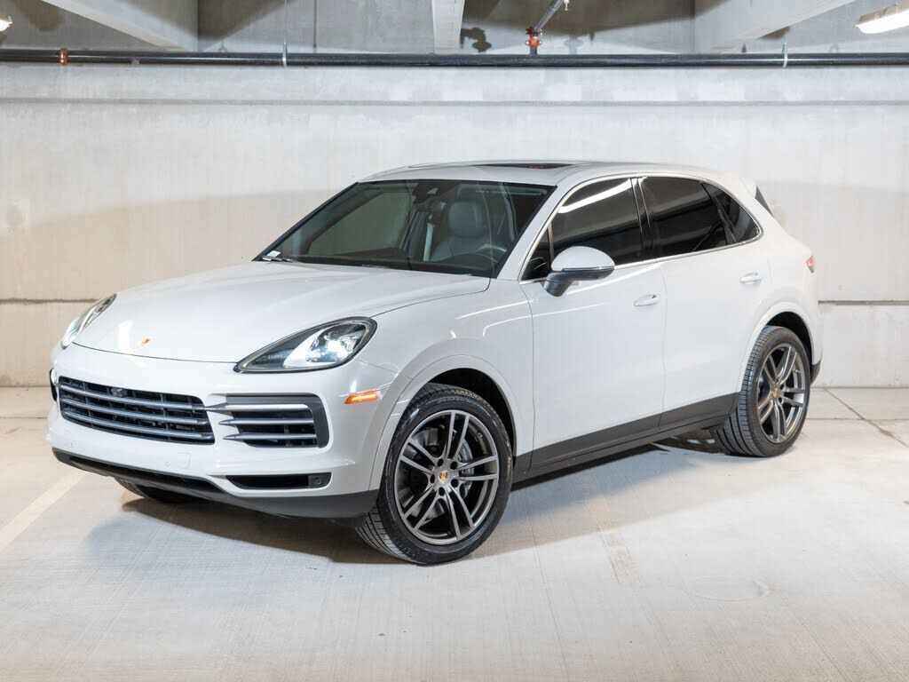 2023 PORSCHE Cayenne