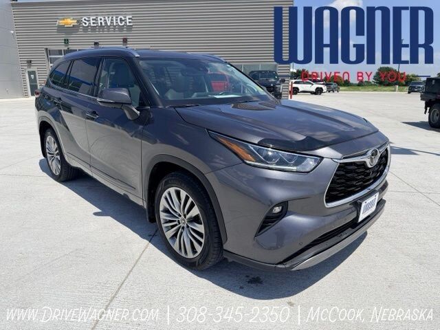 2022 TOYOTA Highlander