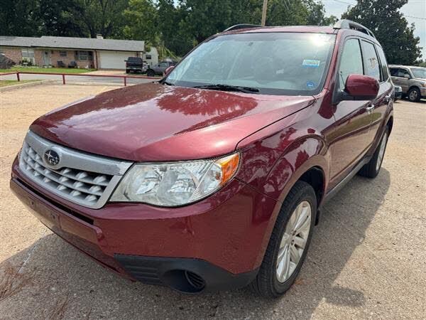 2013 SUBARU Forester