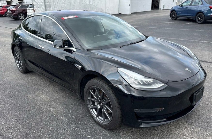 2018 TESLA Model 3