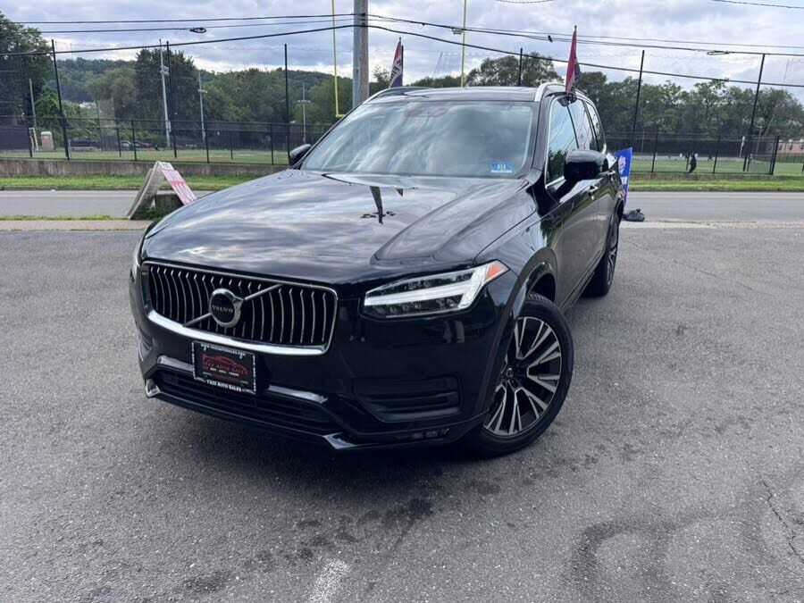 2021 VOLVO XC90