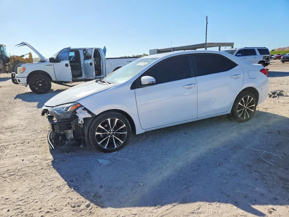 2018 TOYOTA Corolla