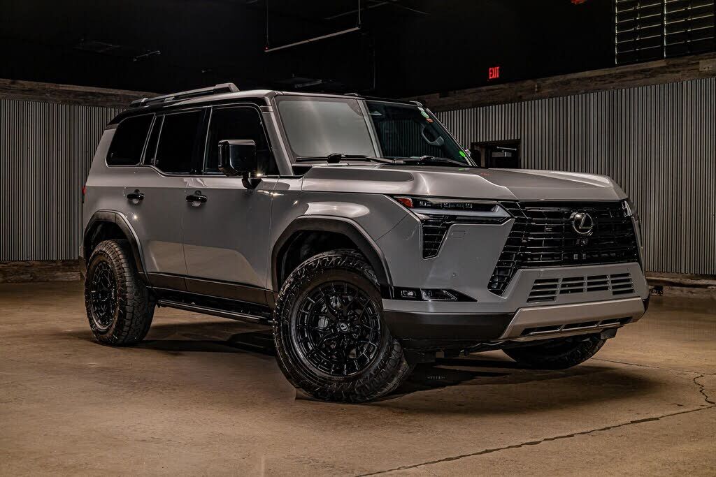 2024 LEXUS GX