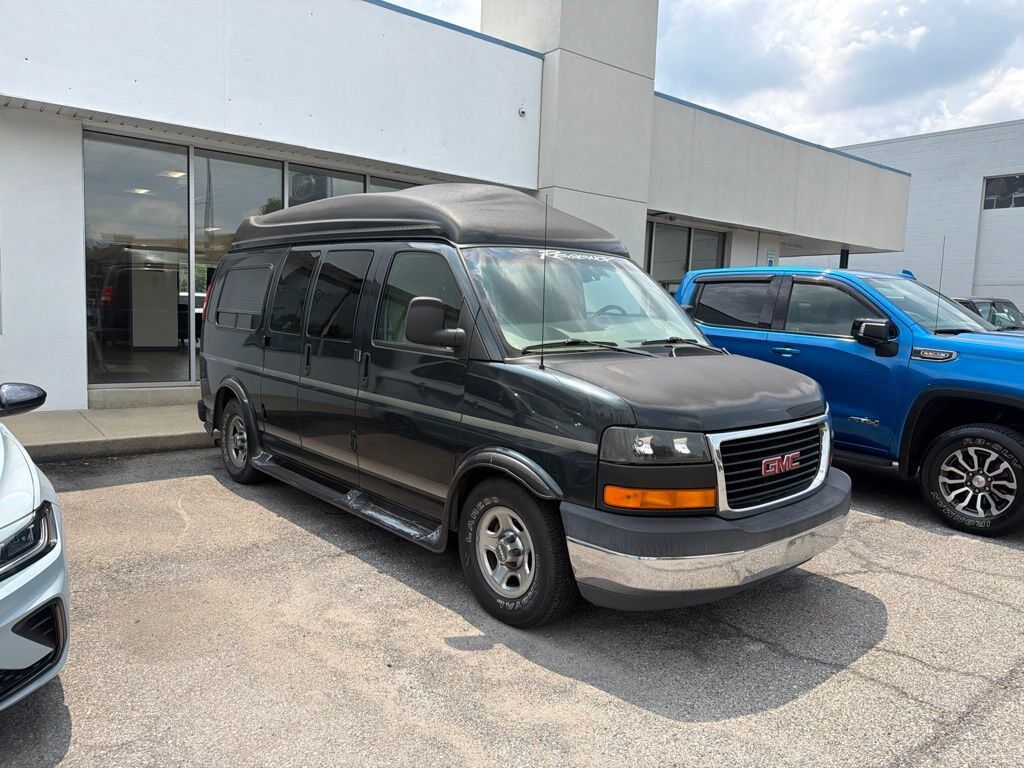 2003 GMC Savana