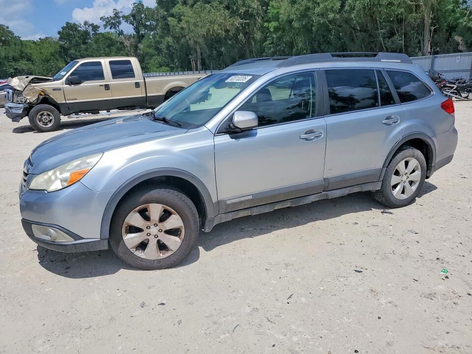 2012 SUBARU Outback