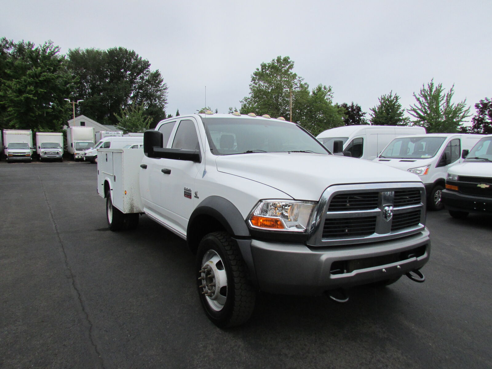 2011 DODGE Ram