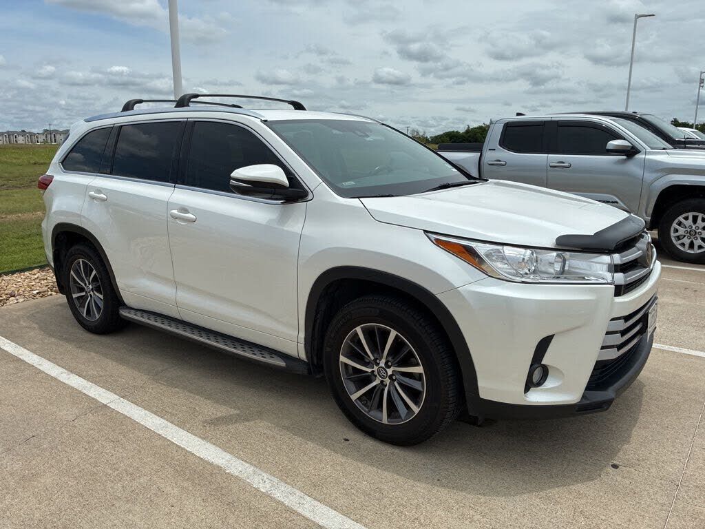 2018 TOYOTA Highlander