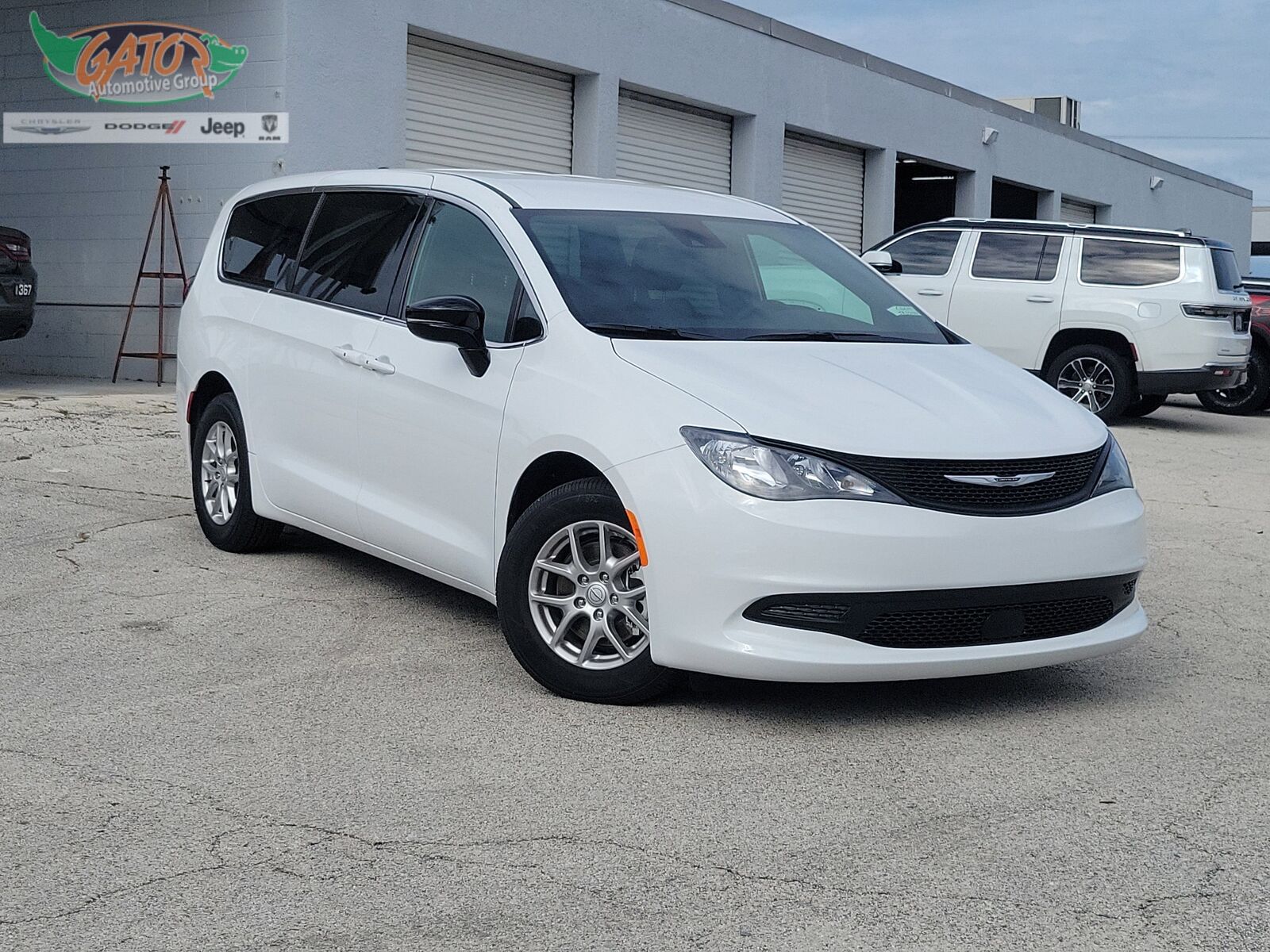 2026 CHRYSLER Voyager