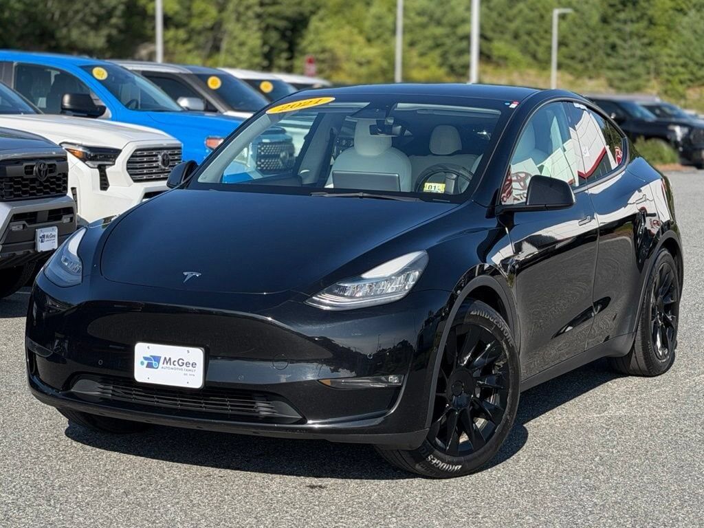 2021 TESLA Model Y