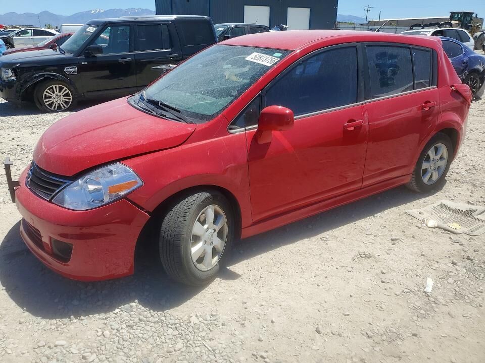 2011 NISSAN Versa