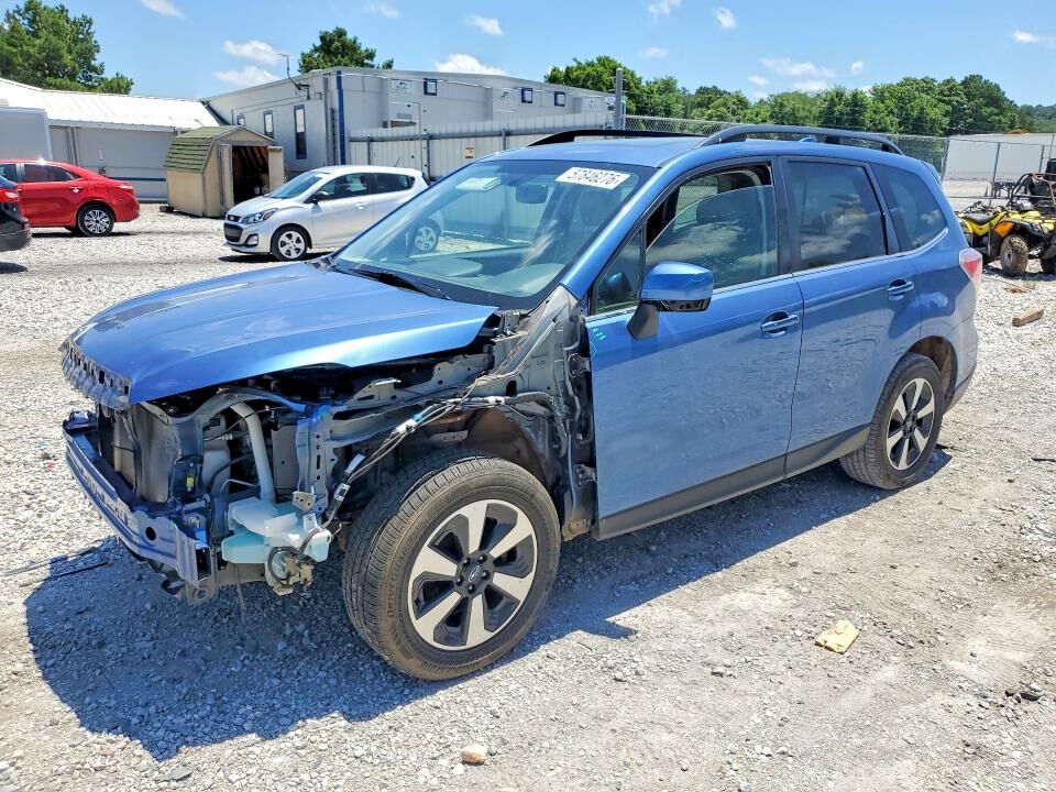 2018 SUBARU Forester