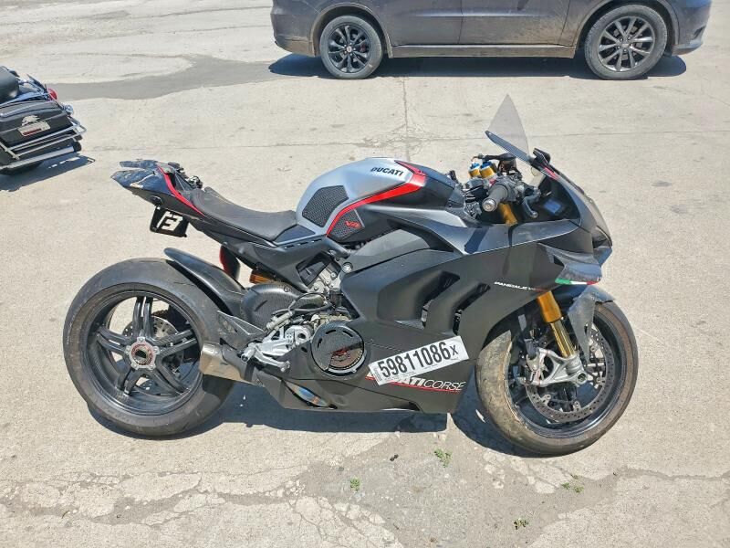 2021 DUCATI Panigale