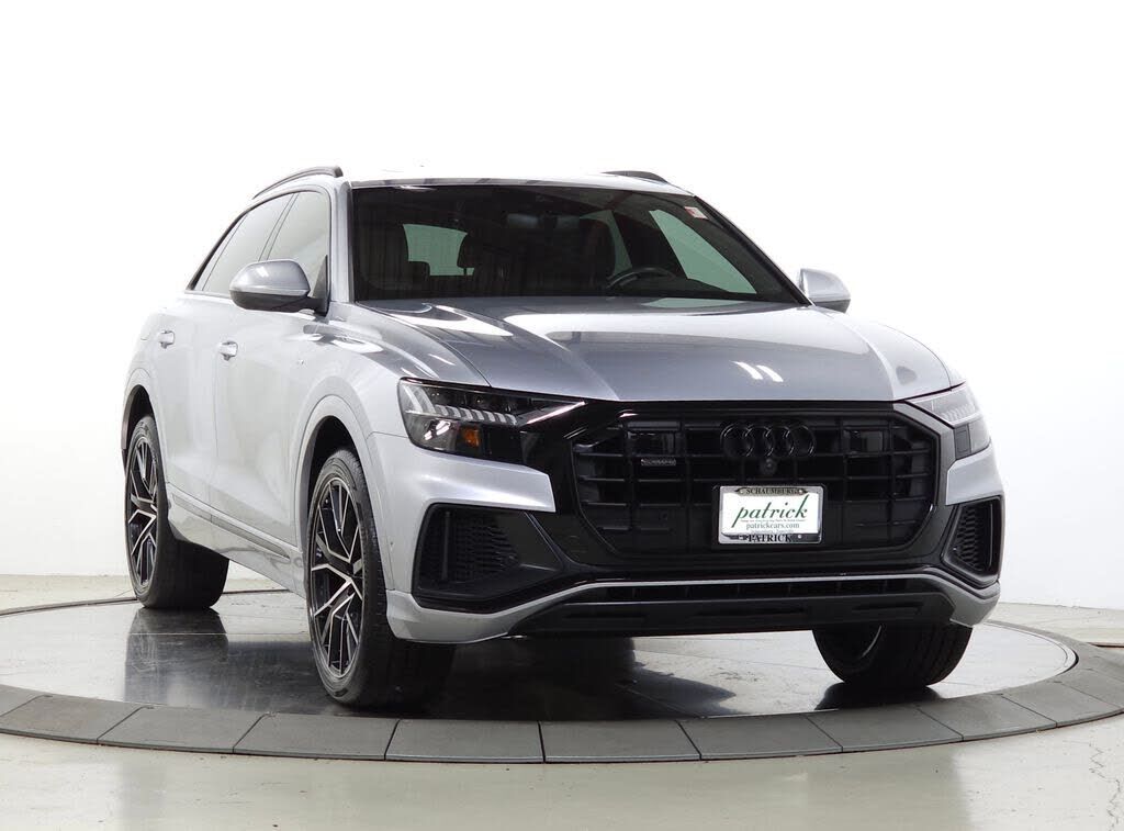 2021 AUDI Q8