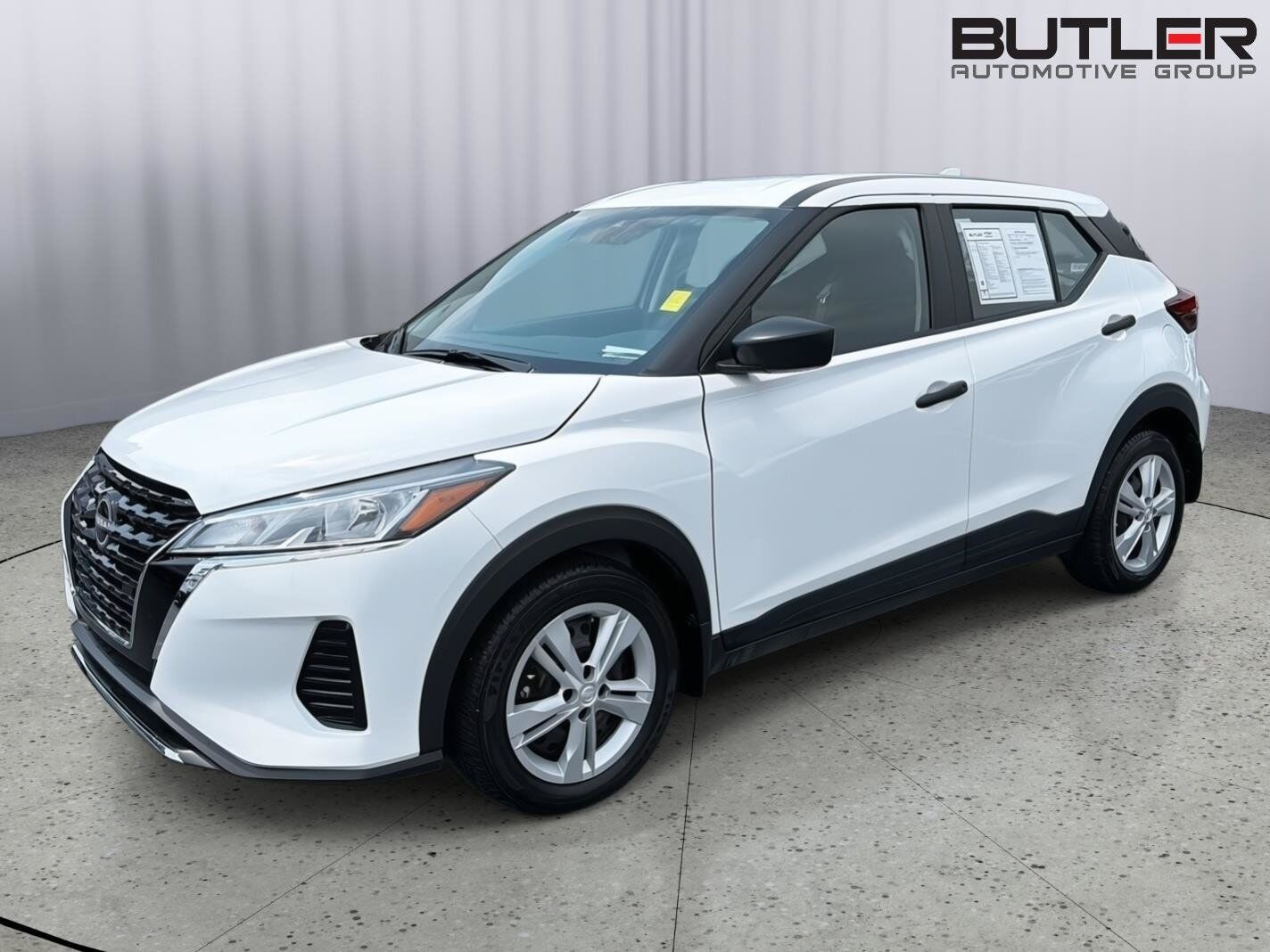 2024 NISSAN Kicks