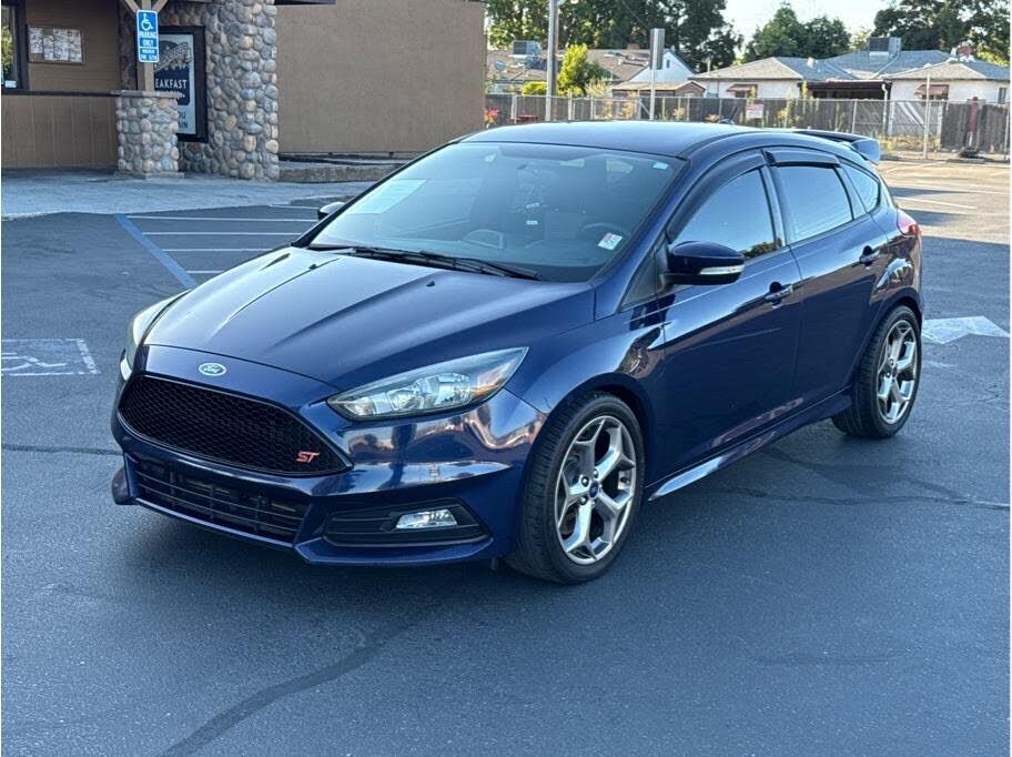 2017 FORD Focus