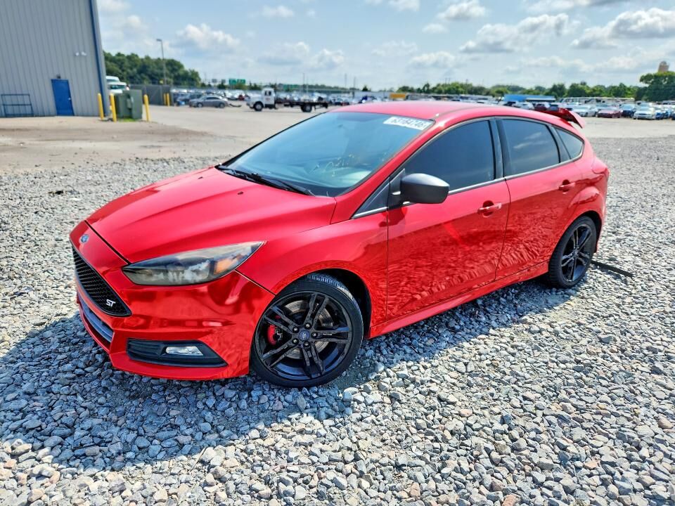2017 FORD Focus