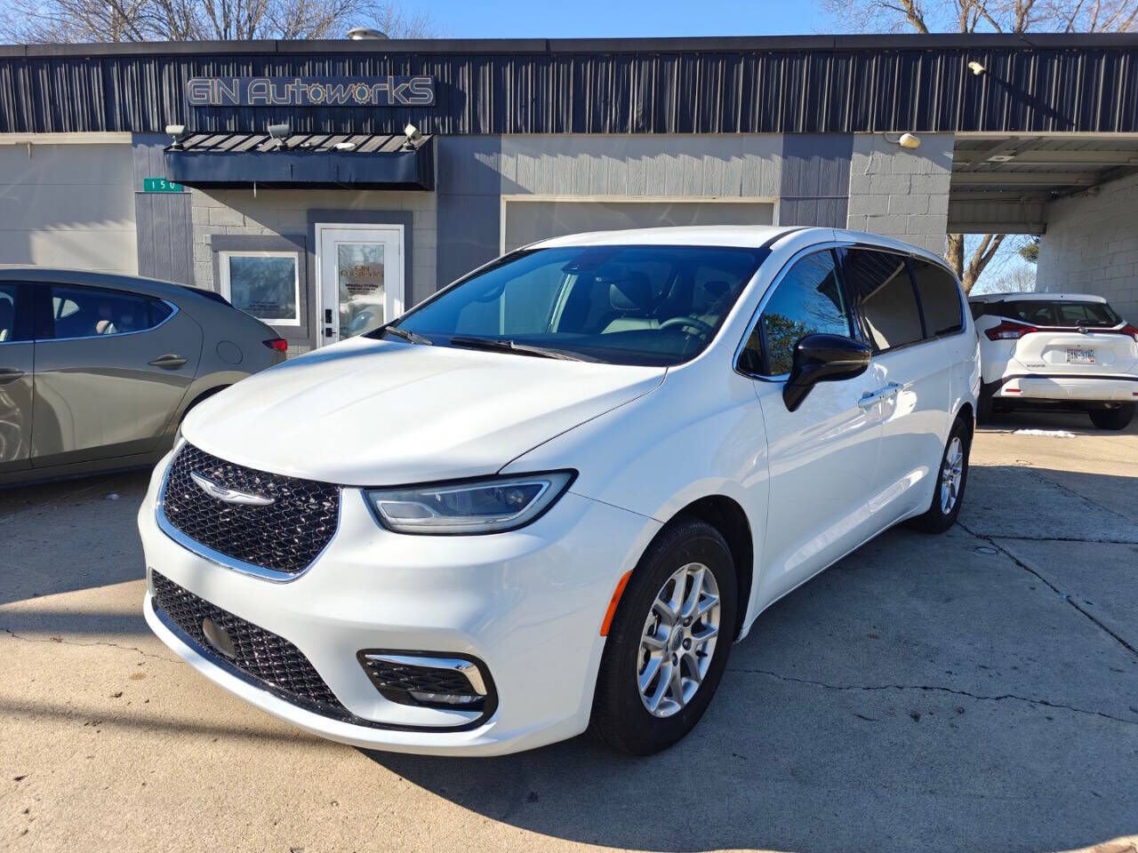 2025 CHRYSLER Pacifica