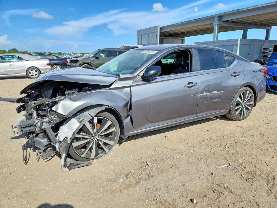 2021 NISSAN Altima