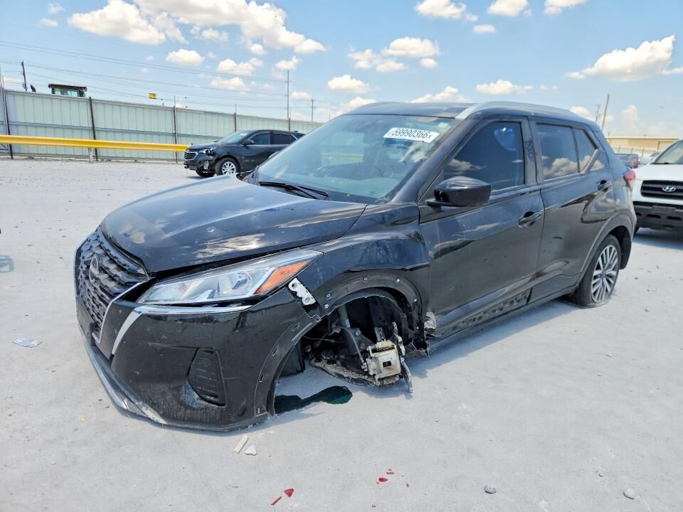 2023 NISSAN Kicks