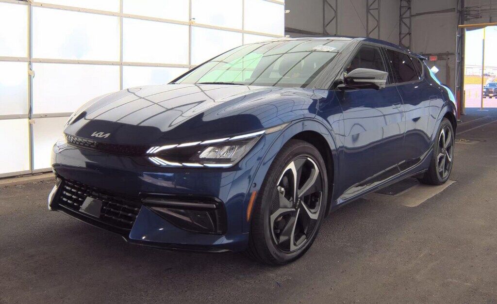 2023 KIA EV6