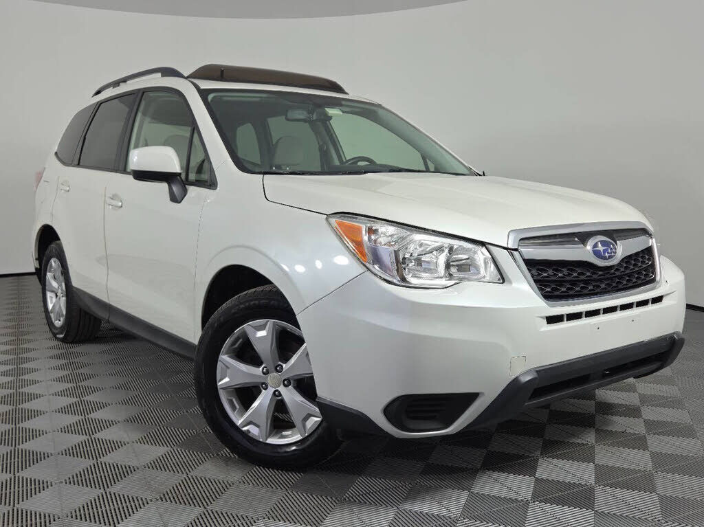 2015 SUBARU Forester