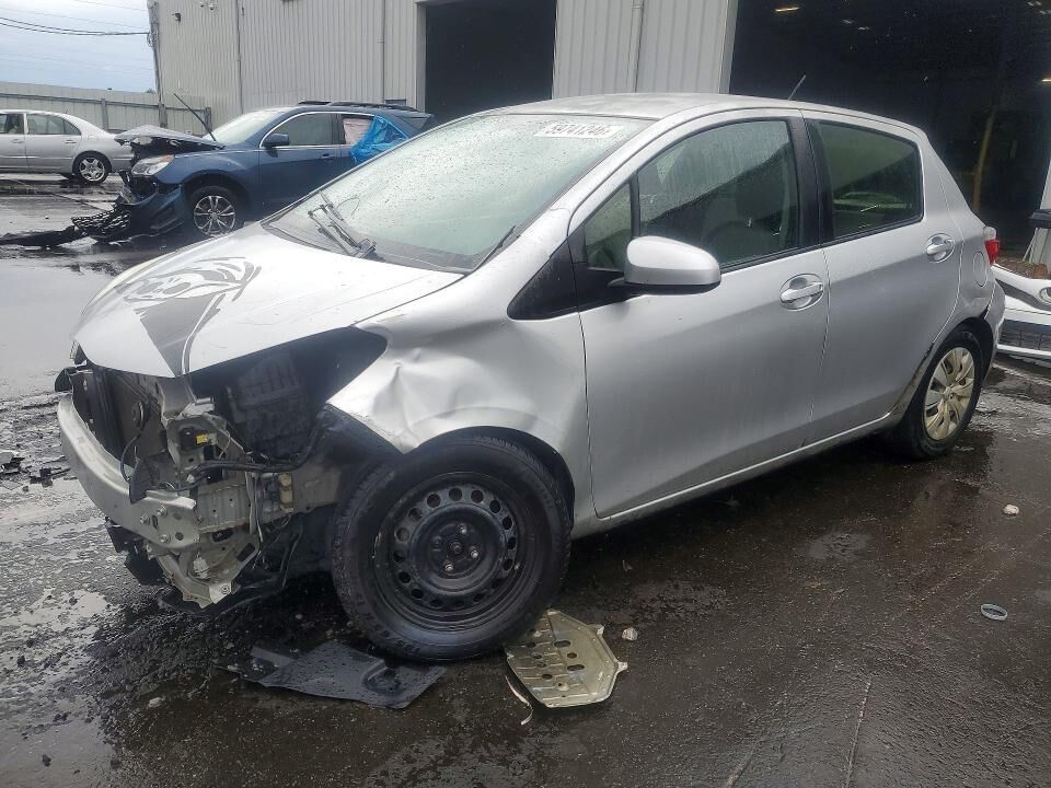 2012 TOYOTA Yaris