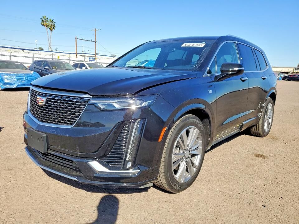 2025 CADILLAC XT6