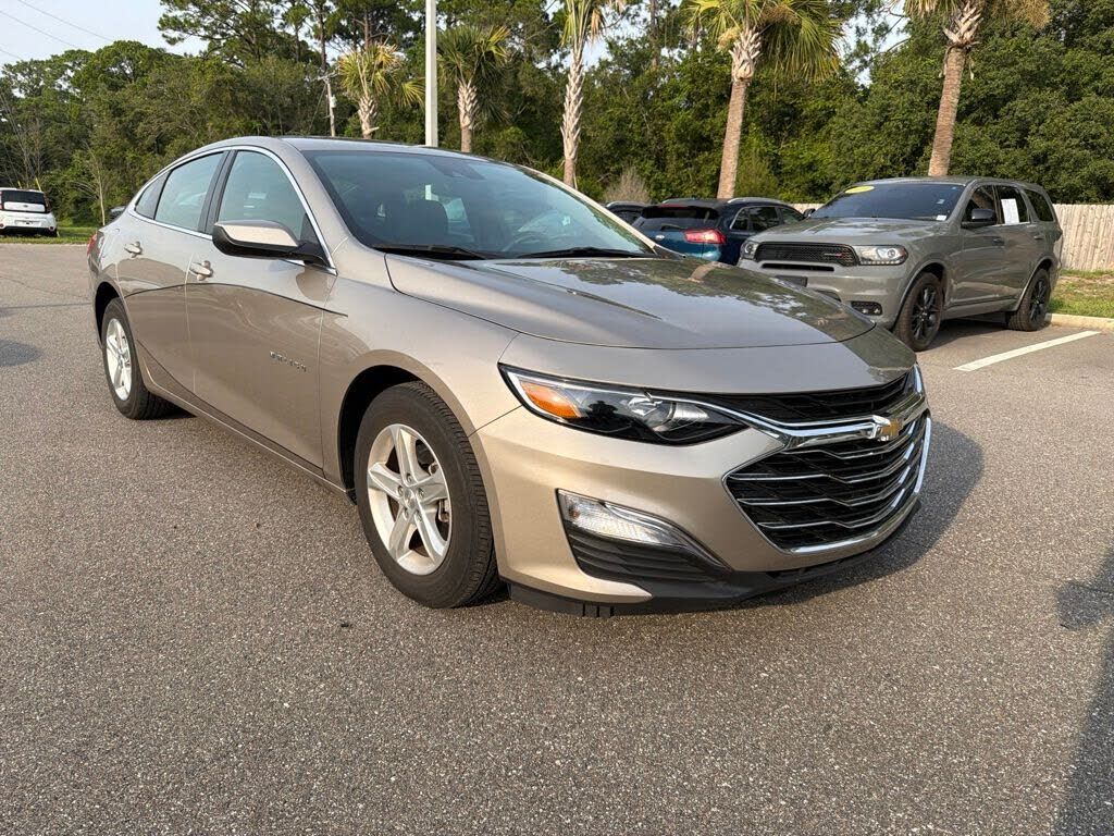 2024 CHEVROLET Malibu