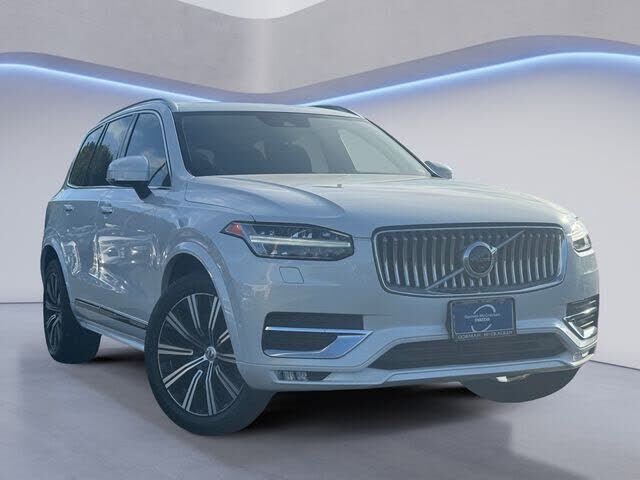2020 VOLVO XC90