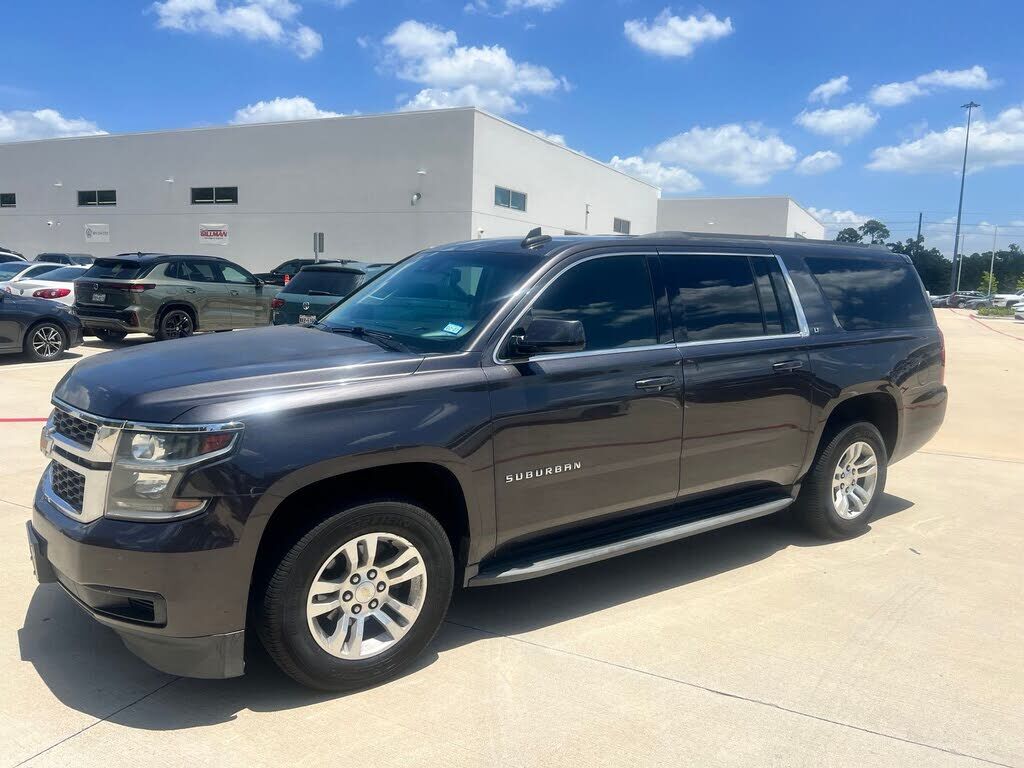 2016 CHEVROLET Suburban